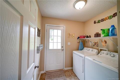 8719 Oldenburg Dr, Mount Pleasant, NC 28124 photo 19