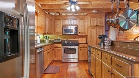 1050 Hemlock Trl, Columbus, NC 28722 photo 9