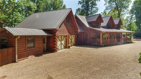 1050 Hemlock Trl, Columbus, NC 28722 photo 2