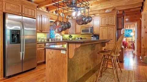 1050 Hemlock Trl, Columbus, NC 28722 photo 7