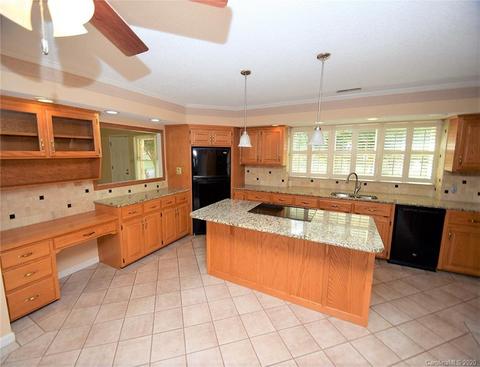 1702 Lakeview Dr, Monroe, NC 28112 photo 9