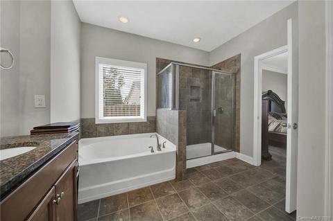 4709 Roya Pl, Charlotte, NC 28213 photo 21