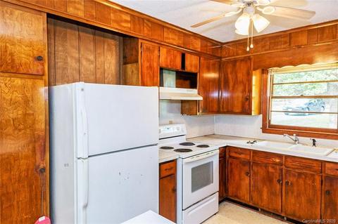 1824 Timber Lane Dr, Monroe, NC 28110 photo 4