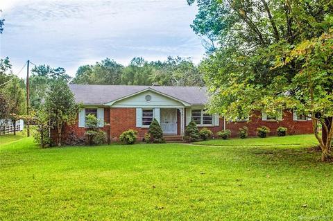 1824 Timber Lane Dr, Monroe, NC 28110 photo 1