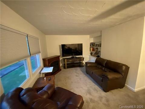 716 20th St NW, Hickory, NC 28601 photo 4