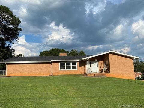716 20th St NW, Hickory, NC 28601 photo 1