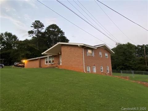 716 20th St NW, Hickory, NC 28601 photo 2