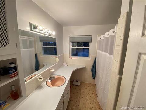 716 20th St NW, Hickory, NC 28601 photo 9