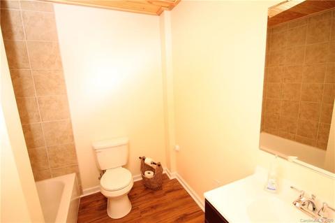 211 Jd Trl, Candler, NC 28715 photo 31