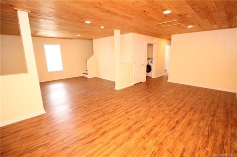 211 Jd Trl, Candler, NC 28715 photo 26