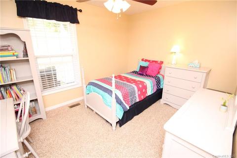 211 Jd Trl, Candler, NC 28715 photo 22