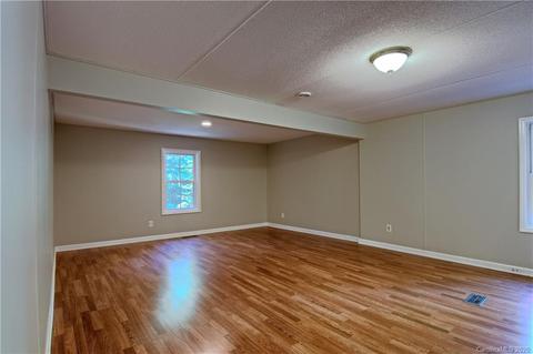 36 Glenn Lance Ln, Fairview, NC 28730 photo 13