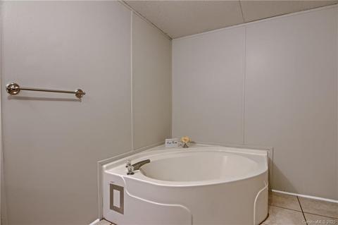 36 Glenn Lance Ln, Fairview, NC 28730 photo 12