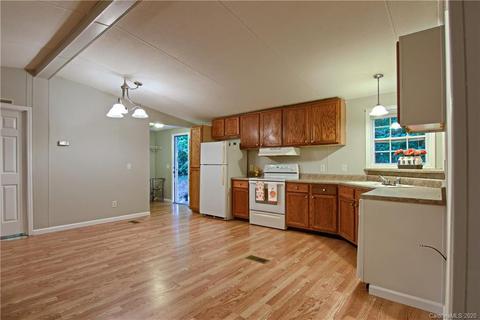 36 Glenn Lance Ln, Fairview, NC 28730 photo 6