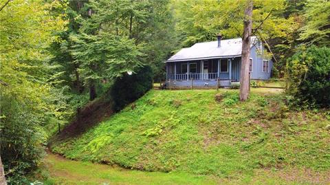 127 Claude Cook Rd, Sylva, NC 28779 photo 9