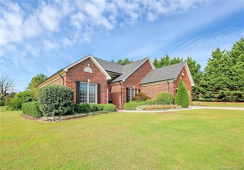 3921 Priceton Dr, Monroe, NC 28110 photo 2