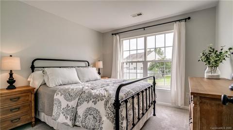 7468 Fallen Timber Ln, Tega Cay, SC 29708 photo 16