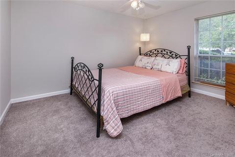 2725 Haversham Ct, Charlotte, NC 28216 photo 19