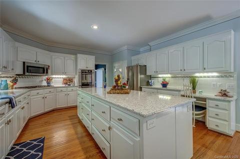3046 Dodsworth Dr, Cramerton, NC 28032 photo 11