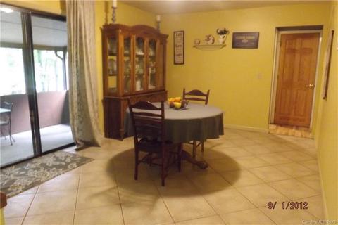 110 Deer Path Dr, Mills River, NC 28759 photo 9