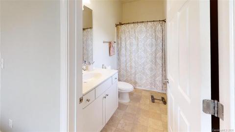 27 Halcyon Ct, Fletcher, NC 28732 photo 10