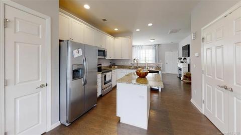 27 Halcyon Ct, Fletcher, NC 28732 photo 7