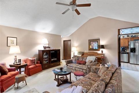 3224 Mclendon Rd, Matthews, NC 28104 photo 4