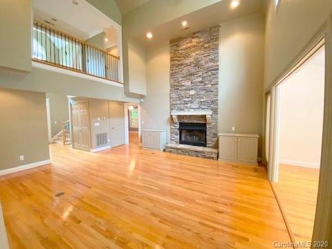 376 Beau Valley Ln, Tryon, NC 28782 photo 4