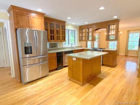 376 Beau Valley Ln, Tryon, NC 28782 photo 3