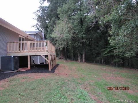 1671 Travis Rd, Conover, NC 28613 photo 4
