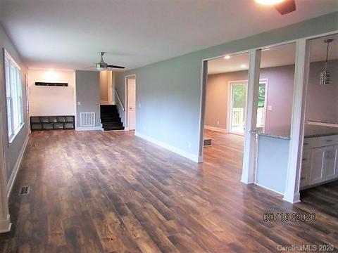 1671 Travis Rd, Conover, NC 28613 photo 10