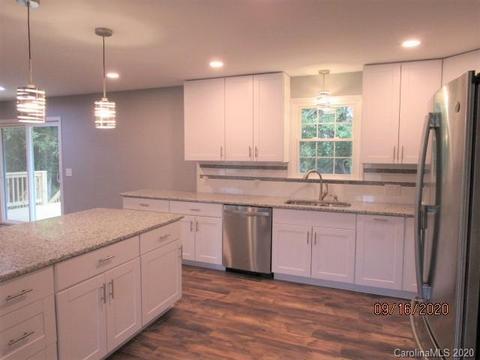 1671 Travis Rd, Conover, NC 28613 photo 5