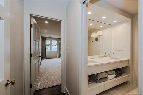 154 Perrin Pl, Charlotte, NC 28207 photo 25