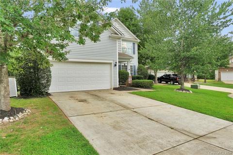 1019 Breakmaker Ln, Indian Trail, NC 28079 photo 2