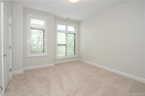 627 E 10th St, Charlotte, NC 28202 photo 12
