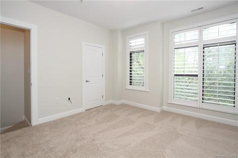 627 E 10th St, Charlotte, NC 28202 photo 13