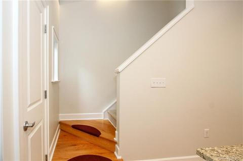 627 E 10th St, Charlotte, NC 28202 photo 11