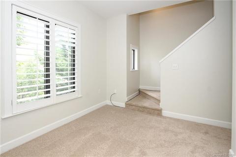 627 E 10th St, Charlotte, NC 28202 photo 18