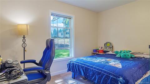 28 Montrose St, Flat Rock, NC 28731 photo 18