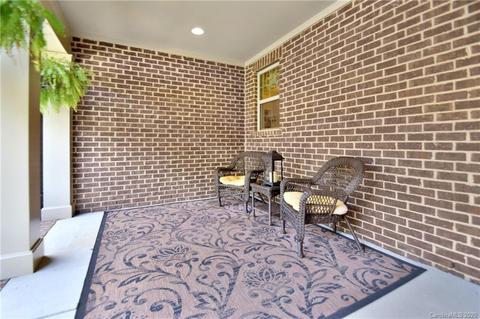 18104 John Robbins Ln, Cornelius, NC 28031 photo 2
