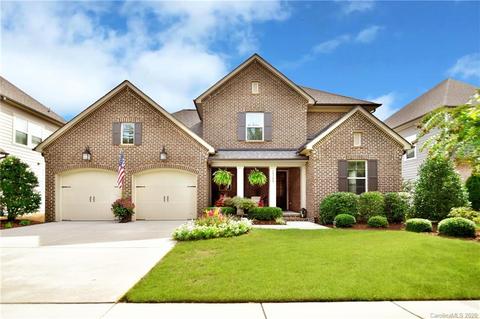 18104 John Robbins Ln, Cornelius, NC 28031 photo 1