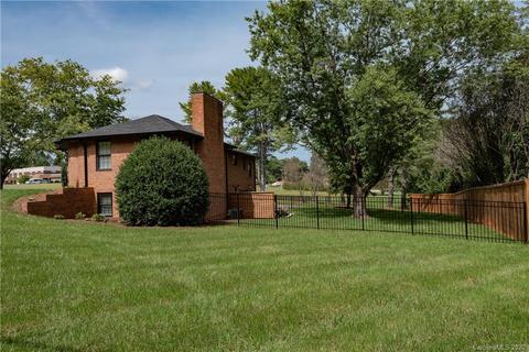 509 21st Ave NE, Hickory, NC 28601 photo 8