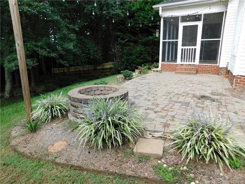 7831 Sedgebrook Dr, Stanley, NC 28164 photo 2