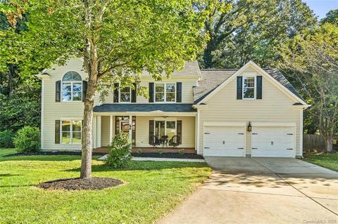 19204 Spring Lily Ct, Cornelius, NC 28031 photo 1