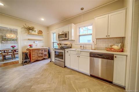 307 E First St, Lowell, NC 28098 photo 18