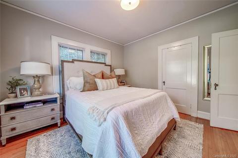 307 E First St, Lowell, NC 28098 photo 8