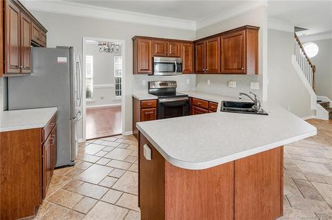 7790 Sedgebrook Dr E, Stanley, NC 28164 photo 9