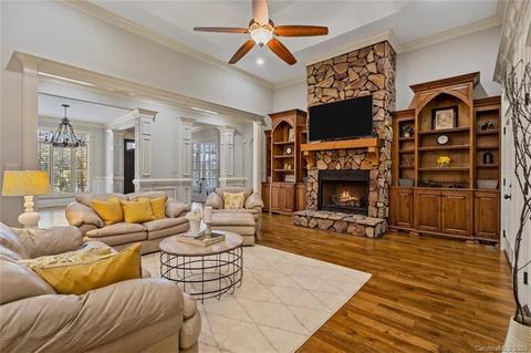 422 Langston Place Dr, Fort Mill, SC 29708 photo 7