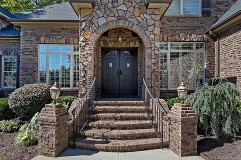 422 Langston Place Dr, Fort Mill, SC 29708 photo 3