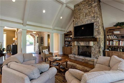 352 Chestertown Dr, Mill Spring, NC 28756 photo 6